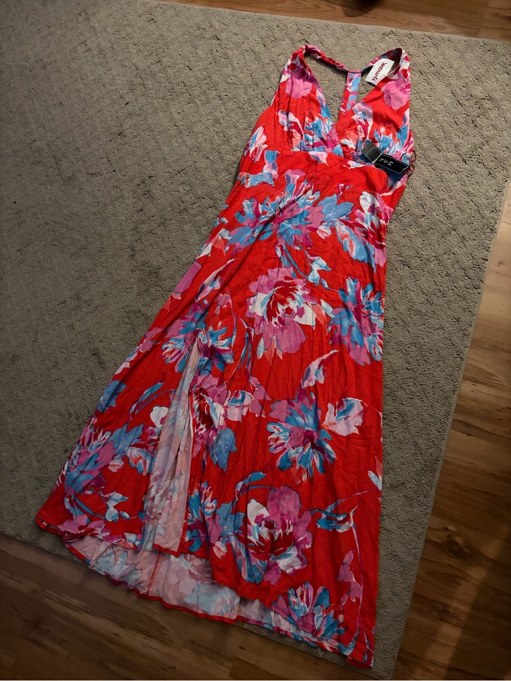 MSK Red Floral V‑Neck Halter Maxi Dress